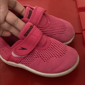Speedo kids water shoes